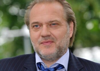 Wie alt ist Leo Aron Kremp